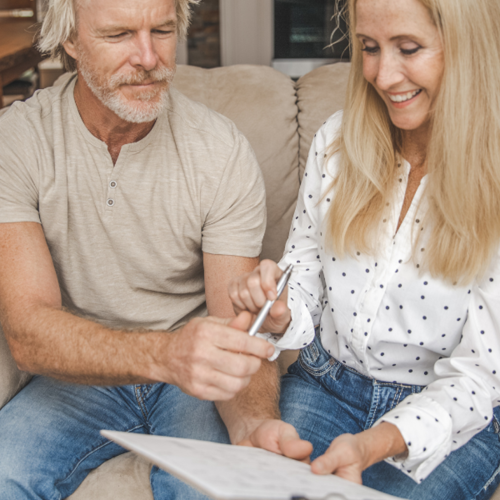 Basic requirements of a surrogacy contract signing
